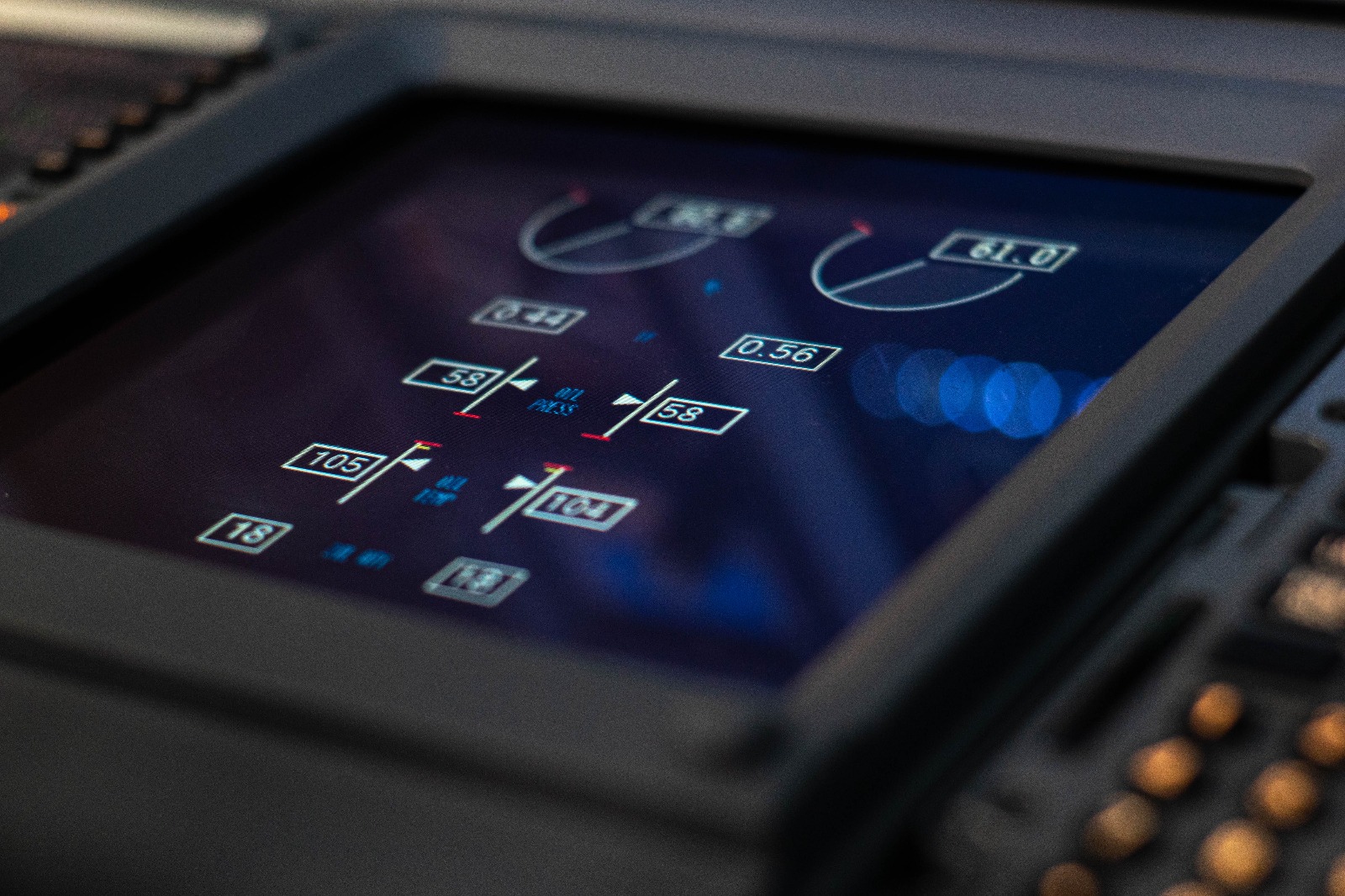 Boeing 737 Cockpit